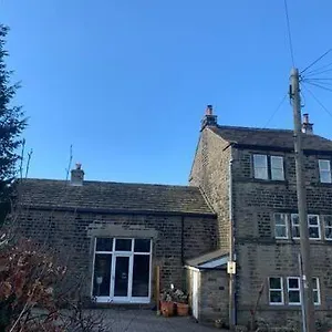 Spacious, Sunny Double Bedroom In Quirky Cottage, Near , Holmfirth United Kingdom