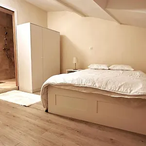 Entier Full Equipe Appartement Charleroi